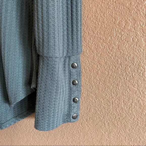 Chaser Waffle Texture Thermal Long Sleeve Top Size Medium - Picture 3 of 8